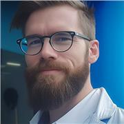 Apprentissage du français. Titulaire du DAEFLE, de la Certification Voltaire et d'un Master de l'Université Paris Sorbonne